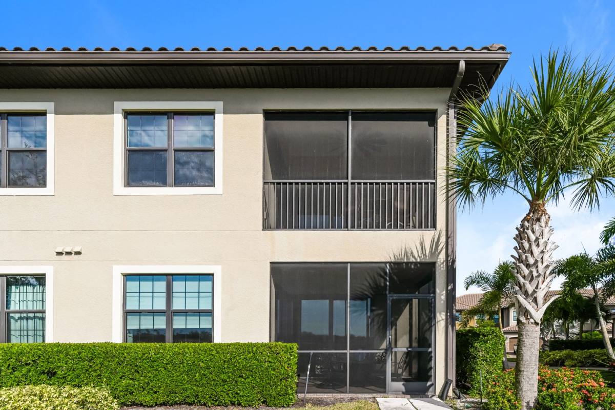 Townhouse for rent at 9636 Montelanico Loop #101, Naples, FL 34119