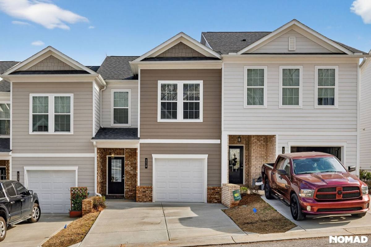 Townhouse for rent at 110 Greenview Court, Homer, GA 30547