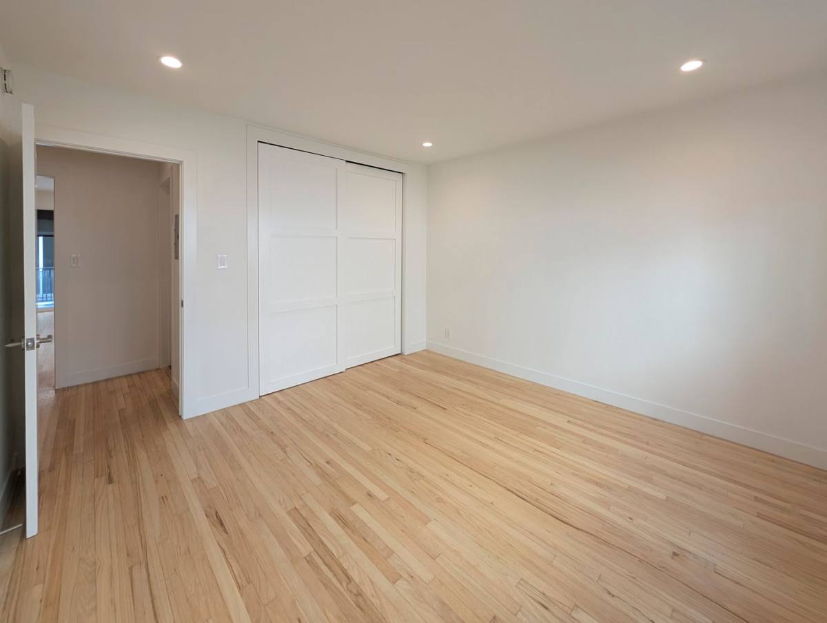 Apartment for rent at 1044-1048 7th St, Santa Monica, CA 90403