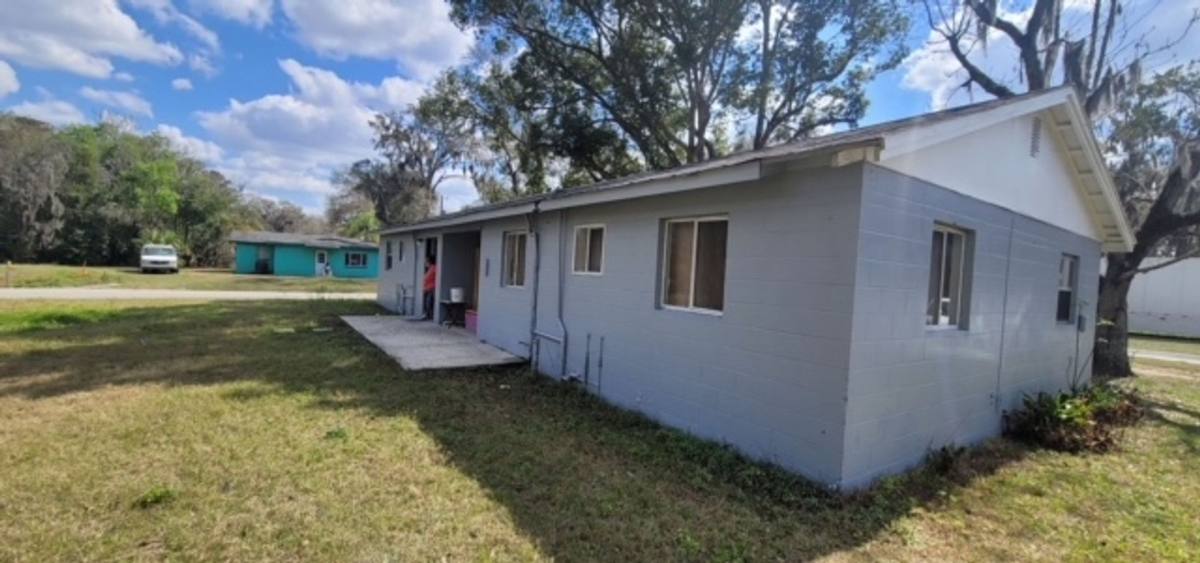 Apartment for rent at 2305 SW 2nd St, Ocala, FL 34471