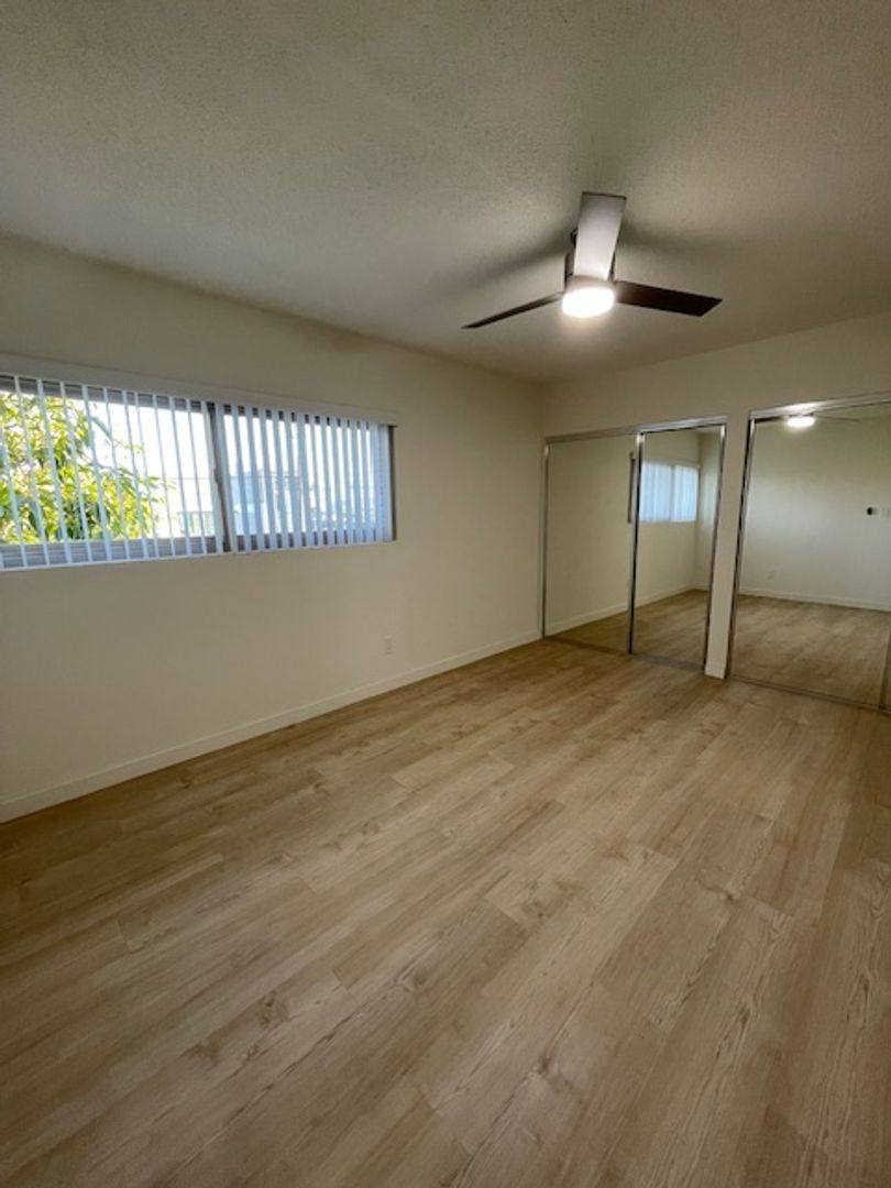 Apartment for rent at 4119 Levelside Ave, Lakewood, CA 90712