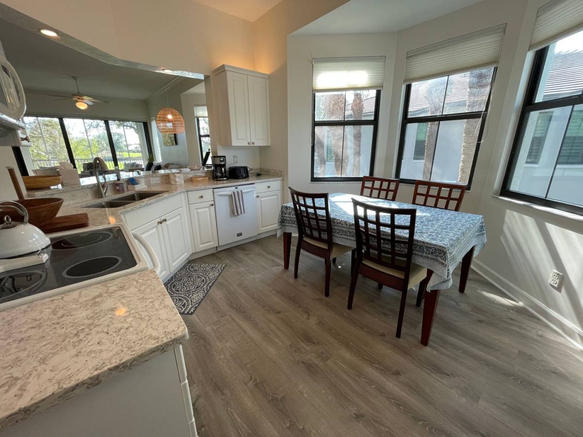 Apartment for rent at 2377 Ravenna Blvd, Naples, FL 34109