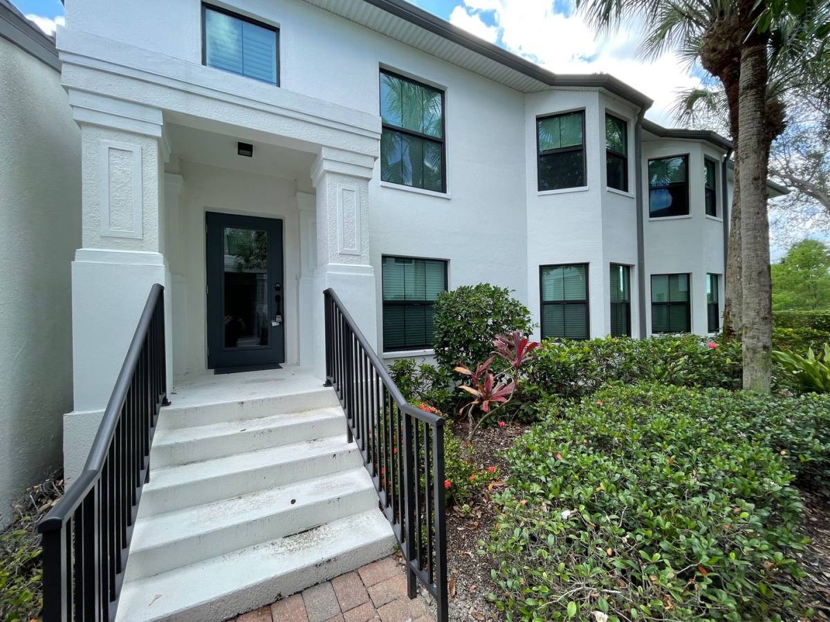 Apartment for rent at 2377 Ravenna Blvd, Naples, FL 34109