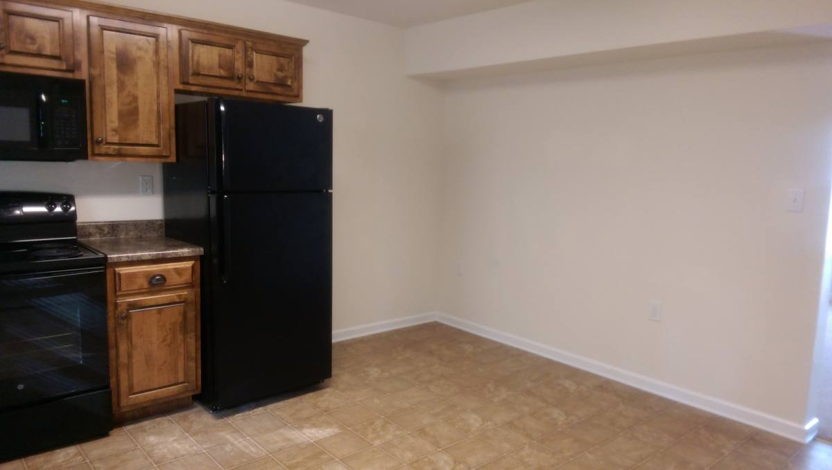 Apartment for rent at 1299 Pond St, Cleveland, TN 37311