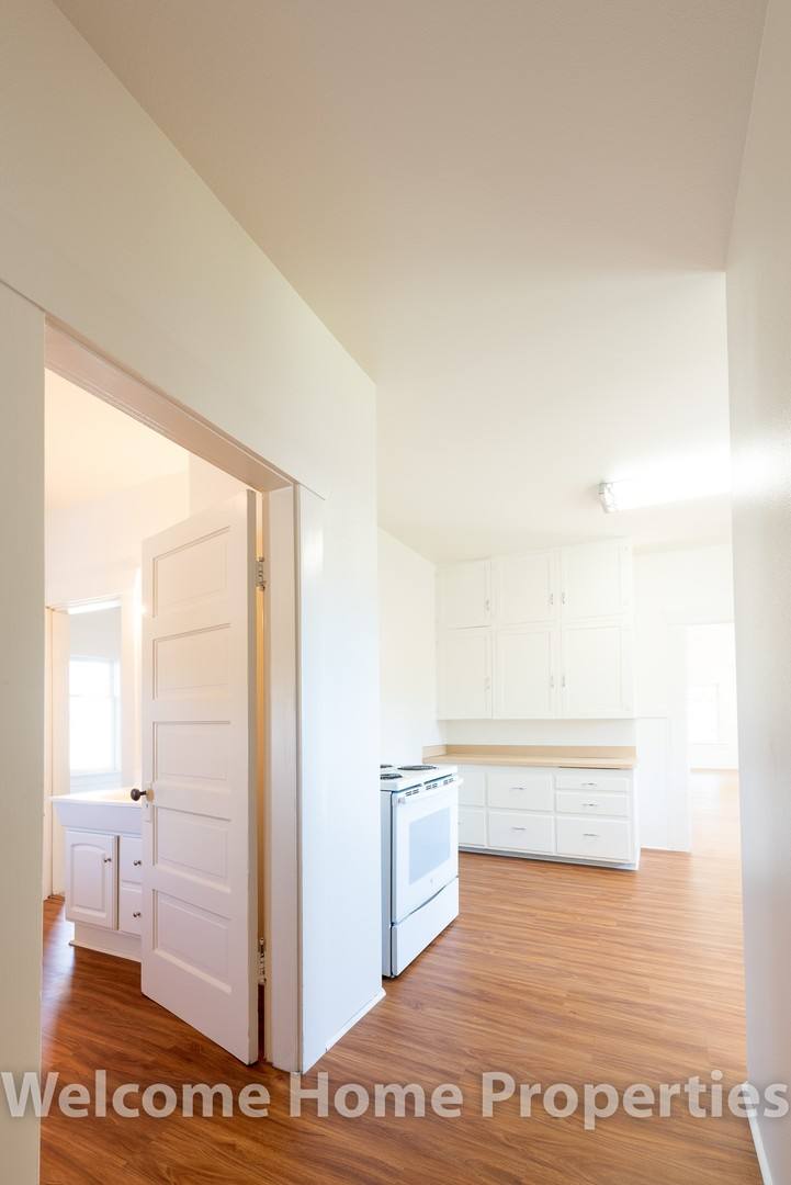 Apartment for rent at 512 S College Ave, College Place, WA 99324