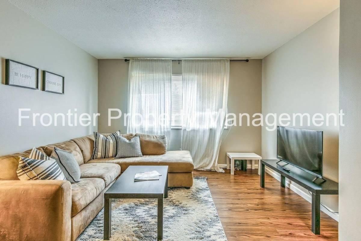 Apartment for rent at 2140 Hampton Ave, Saint Louis, MO 63139