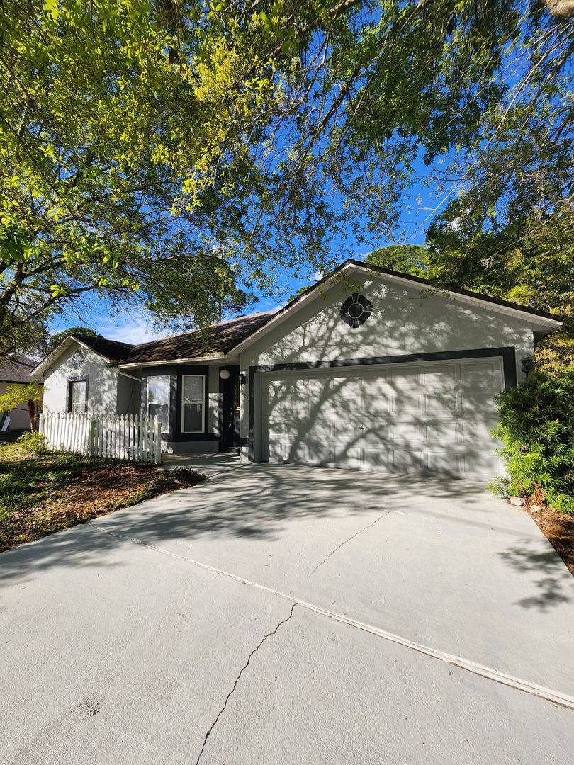 House for rent at 1123 Doncaster Court, Kissimmee, FL 34758