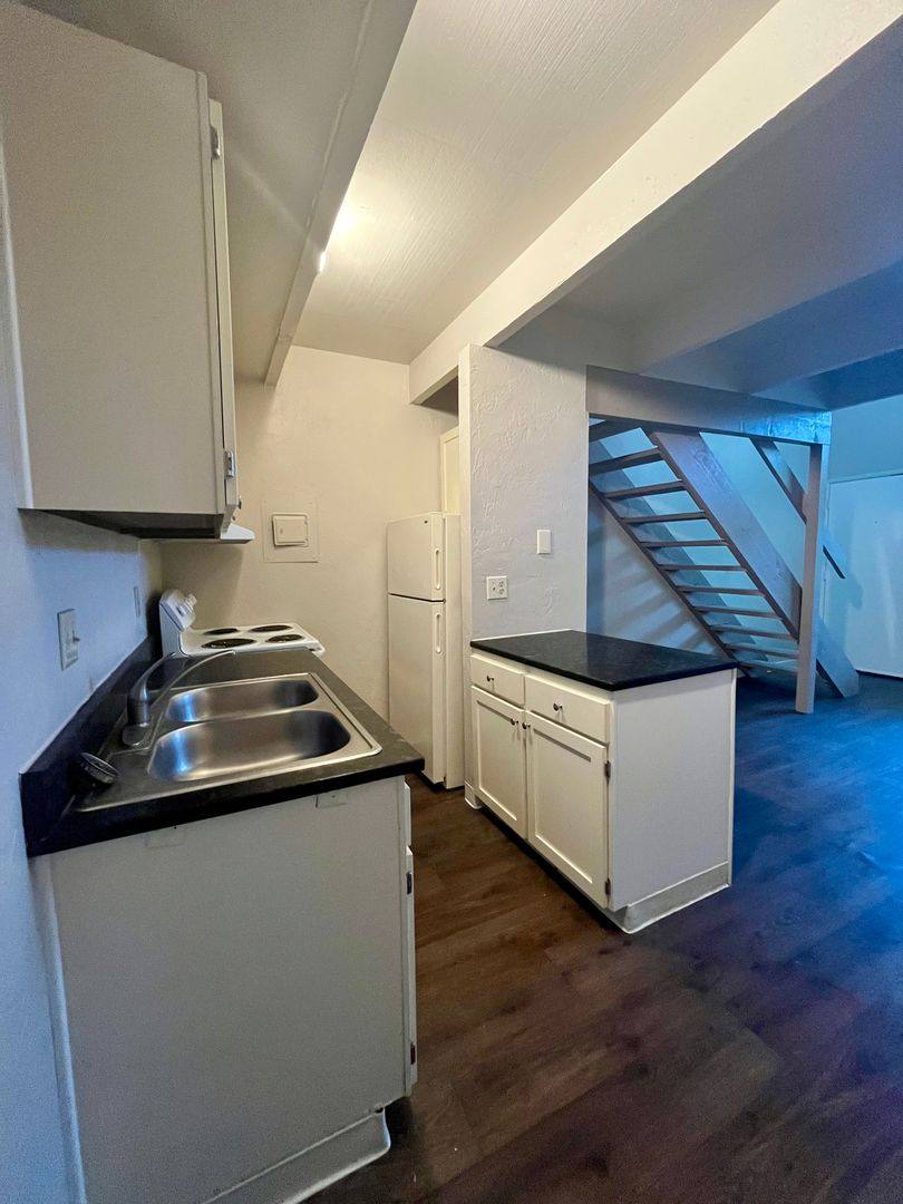 Apartment for rent at 95 W 15th, Eugene, OR 97401