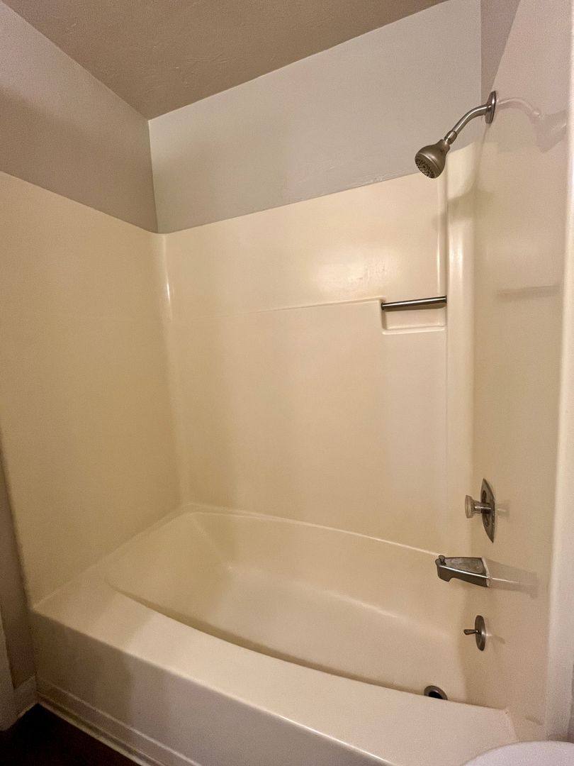 Apartment for rent at 95 W 15th, Eugene, OR 97401