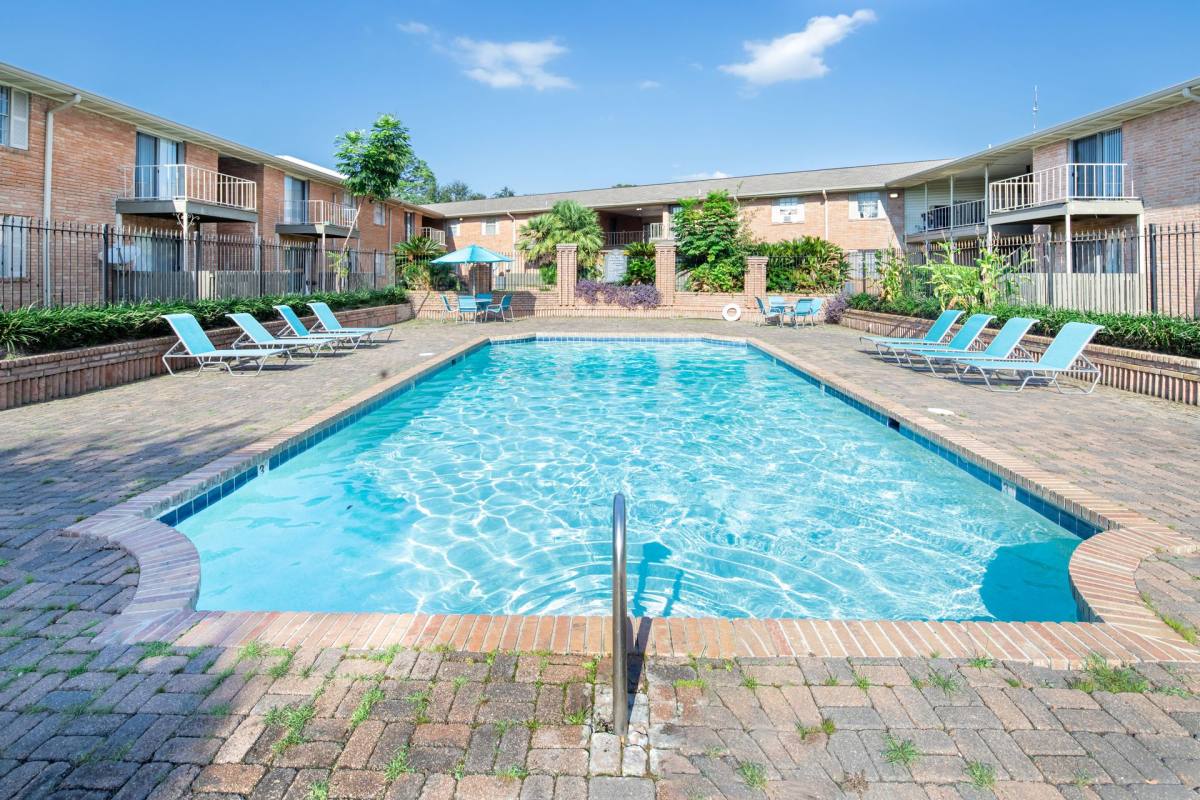 Apartment for rent at 1901 Lafayette St, Gretna, LA 70056