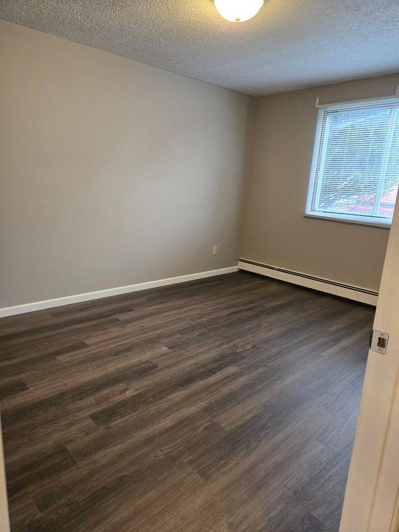 Apartment for rent at 902 N Dodge St, Iowa City, IA 52245