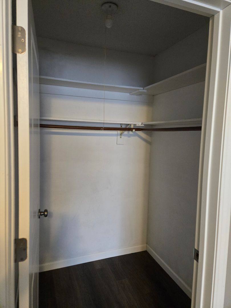 Apartment for rent at 902 N Dodge St, Iowa City, IA 52245