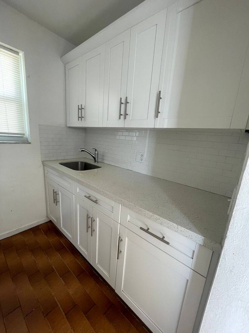 Apartment for rent at 224 SW 4 Ave, Miami, FL 33130