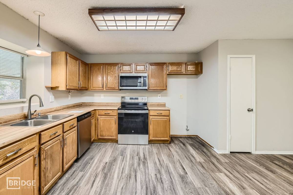 House for rent at 220 Dodge Trail, Keller, TX 76248