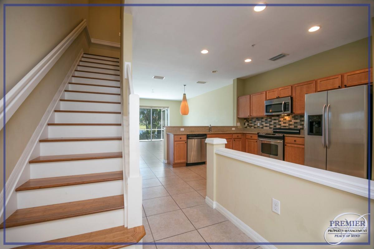 Townhouse for rent at 16097 Ravina Way, Naples, FL 34110