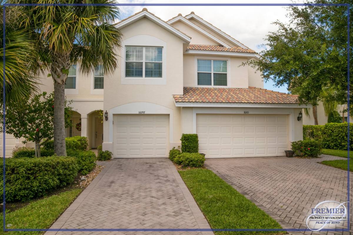 Townhouse for rent at 16097 Ravina Way, Naples, FL 34110