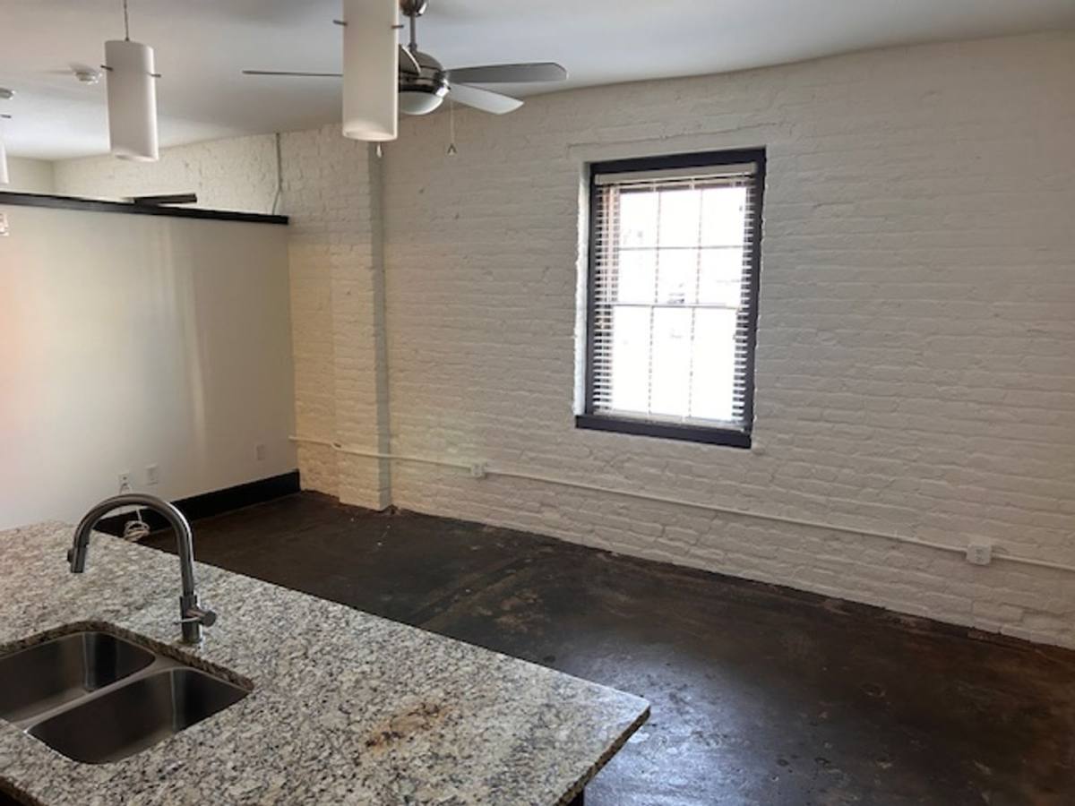 Apartment for rent at 5 W Marshall St, Richmond, VA 23220