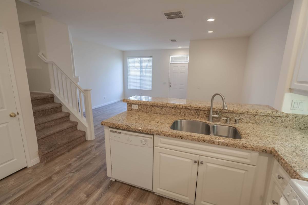 Townhouse for rent at 25712 Holiday Circle, Newhall, CA 91321