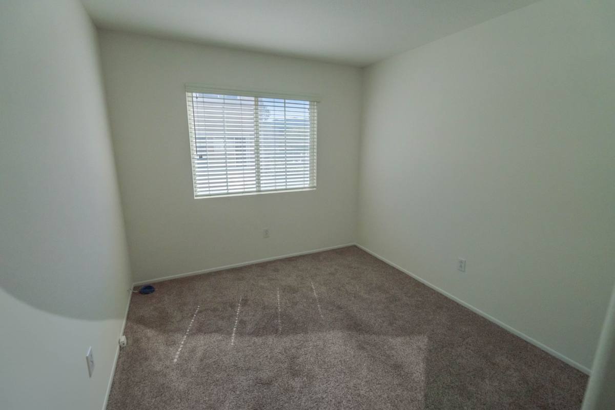 Townhouse for rent at 25712 Holiday Circle, Newhall, CA 91321