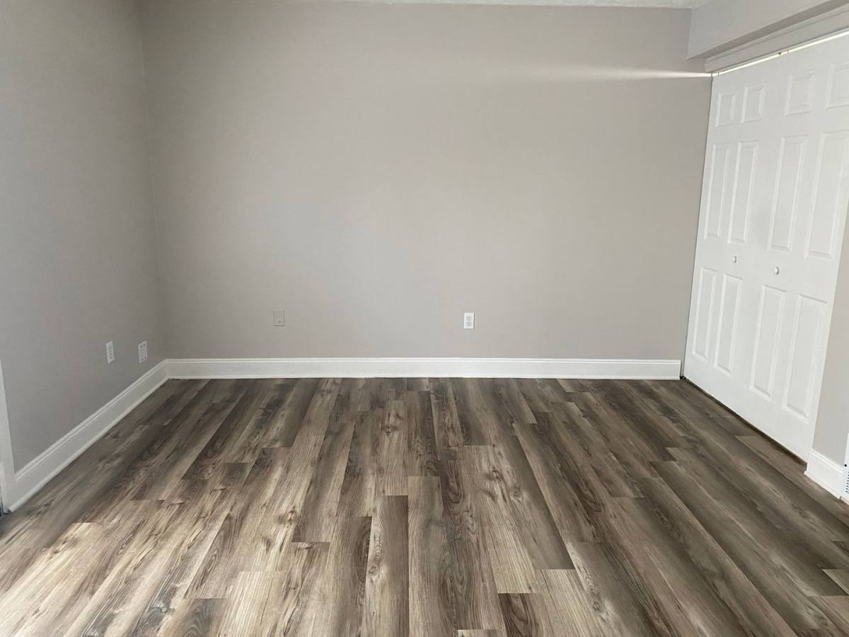 Apartment for rent at 90-200 Hayes St, Delaware, OH 43015