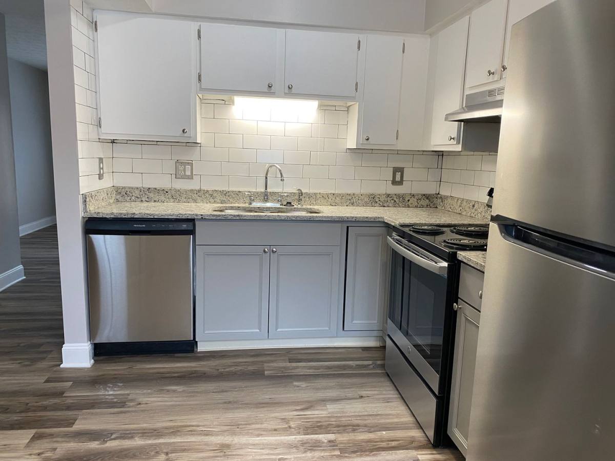 Apartment for rent at 90-200 Hayes St, Delaware, OH 43015