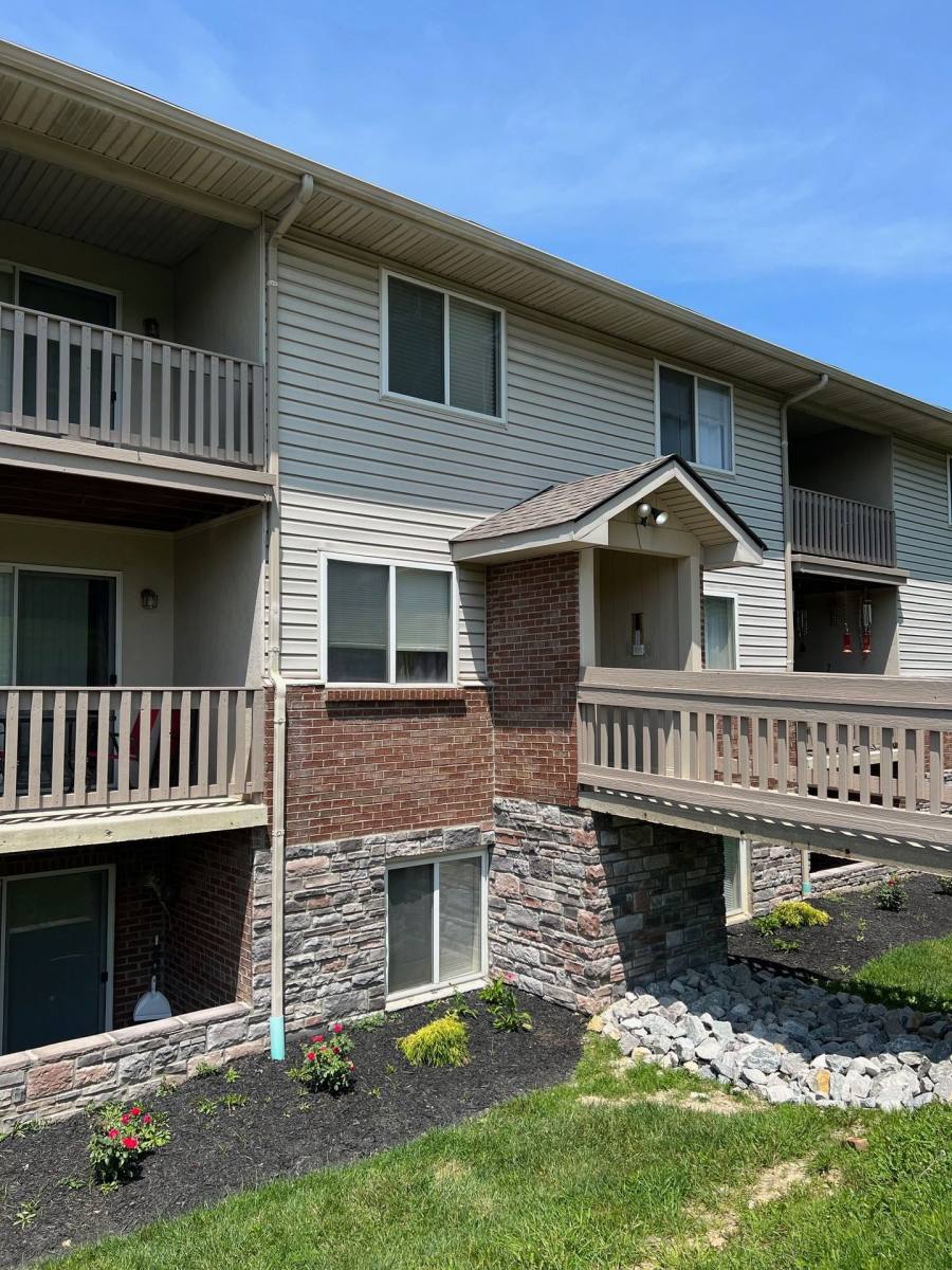 Townhouse for rent at 634 Spille Court, Ft Mitchell, KY 41017