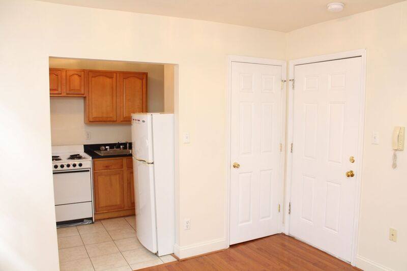 Apartment for rent at 809 Park Ave #3B, Baltimore, MD 21201