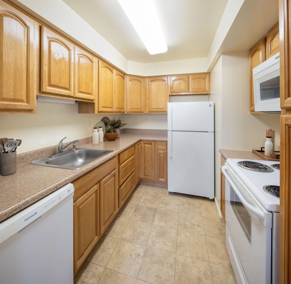 Apartment for rent at 101 Mill Creek Rd, Ardmore, PA 19003