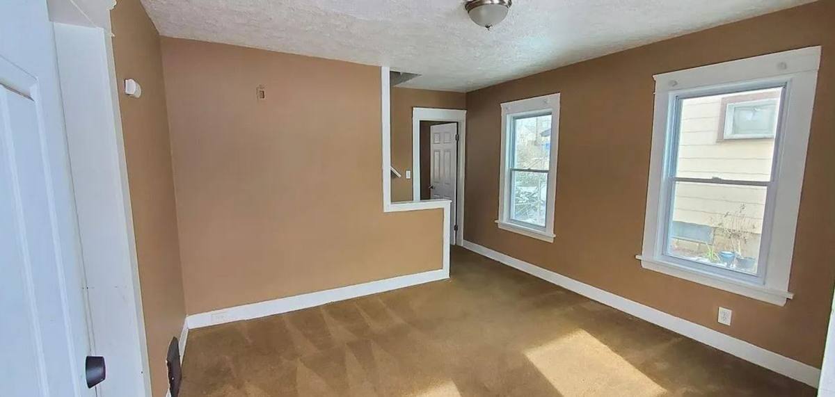 House for rent at 9609 Nelson Ave, Cleveland, OH 44105