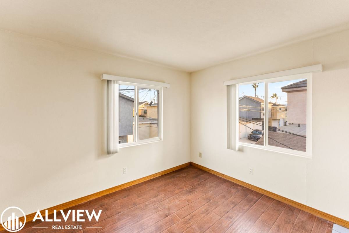 Apartment for rent at 136 13th St, Seal Beach, CA 90740