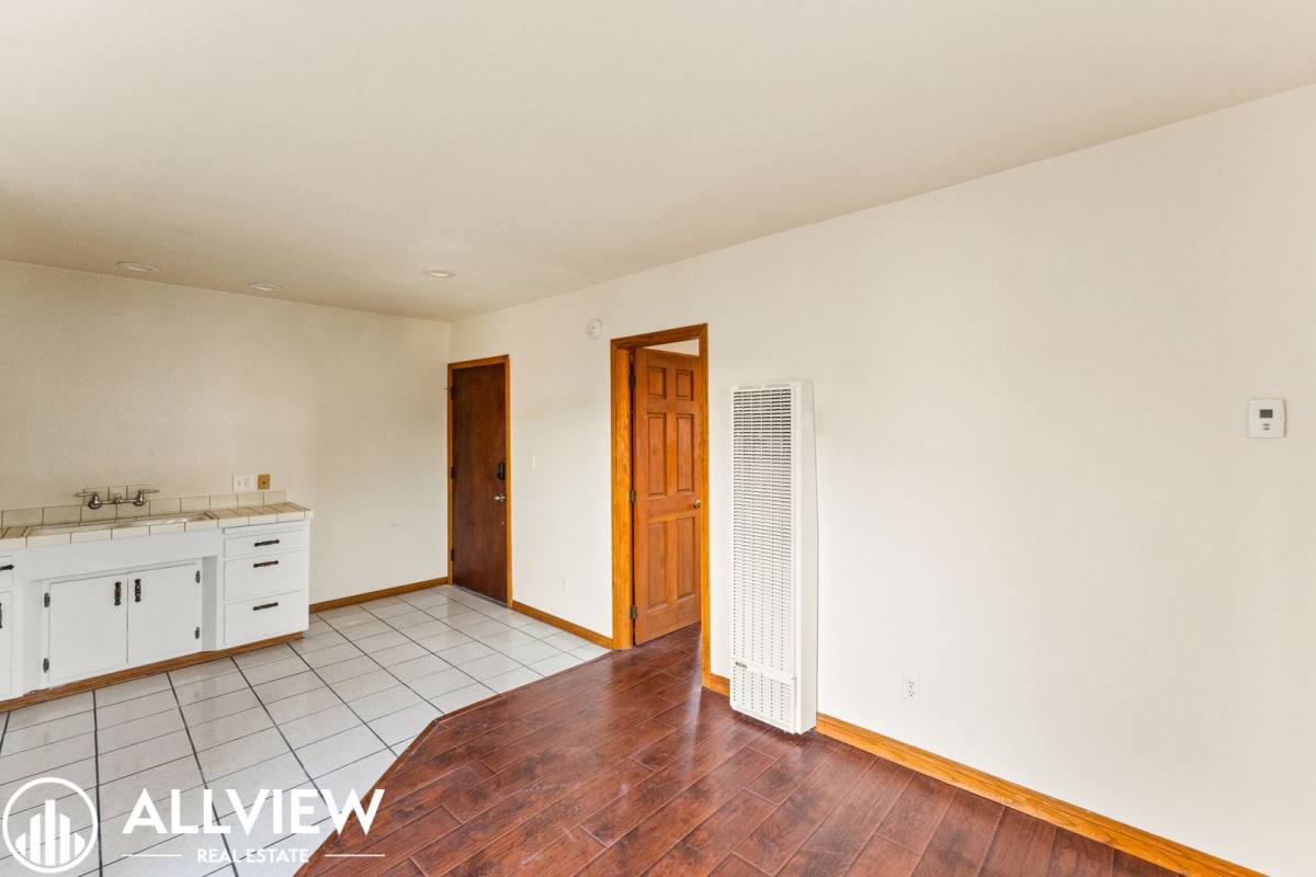 Apartment for rent at 136 13th St, Seal Beach, CA 90740
