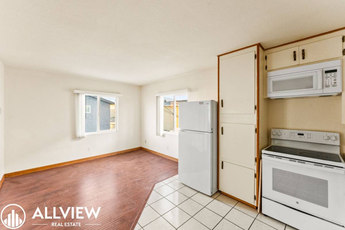 Apartment for rent at 136 13th St, Seal Beach, CA 90740