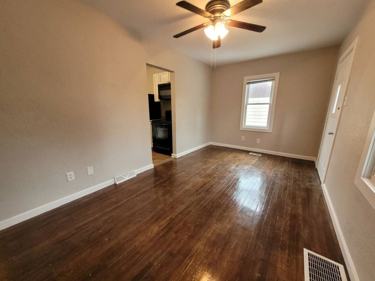 House for rent at 2237 S Union St, Des Moines, IA 50315