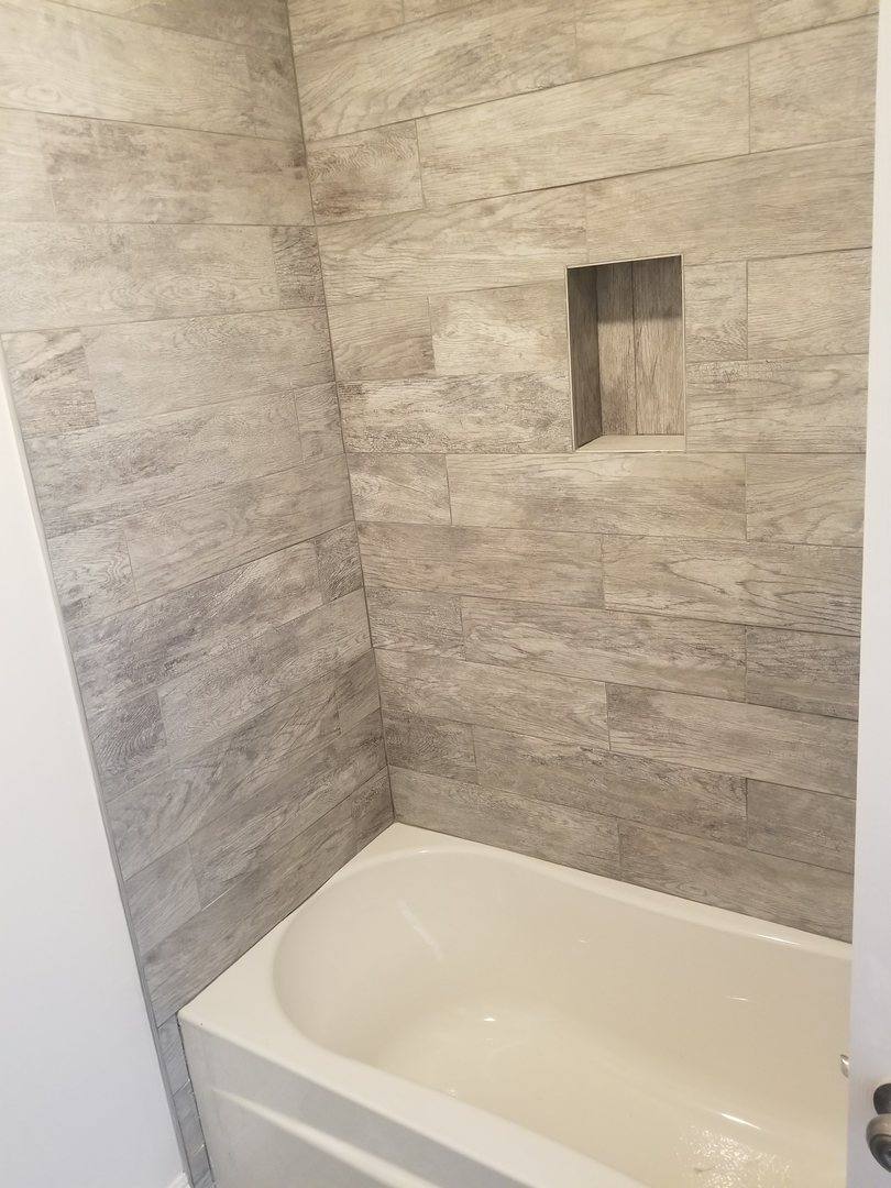 Apartment for rent at 402 Orange Ave 1209-1211 E, Long Beach, CA 90802
