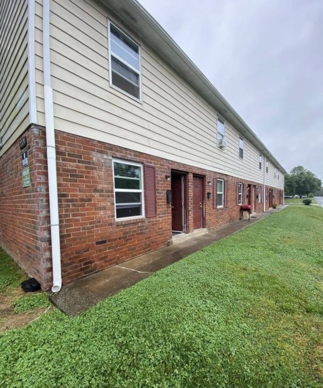 Townhouse for rent at 2201 Williamsburg Rd, Henrico, VA 23231