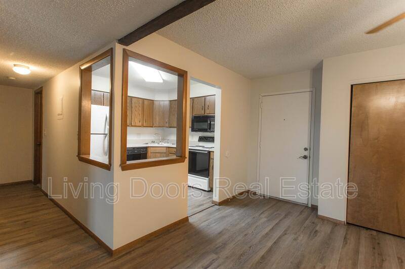 Apartment for rent at 1935 N Lincoln Ave #408, York, NE 68467