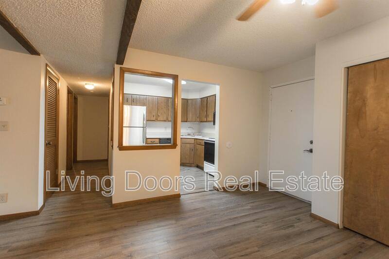 Apartment for rent at 1935 N Lincoln Ave #408, York, NE 68467