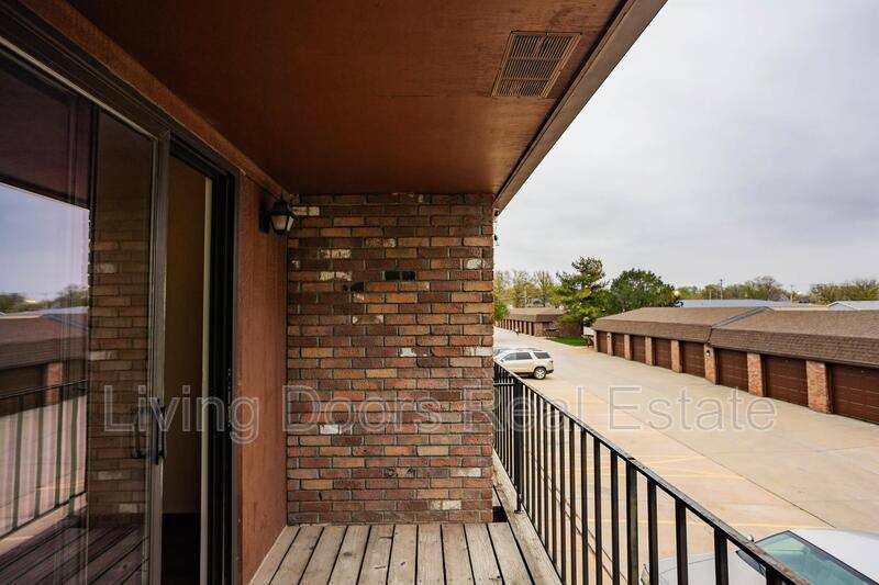 Apartment for rent at 1935 N Lincoln Ave #408, York, NE 68467