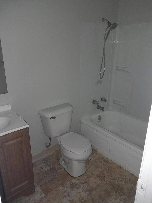 Townhouse for rent at 244 E Prospect St, Painesville, OH 44077