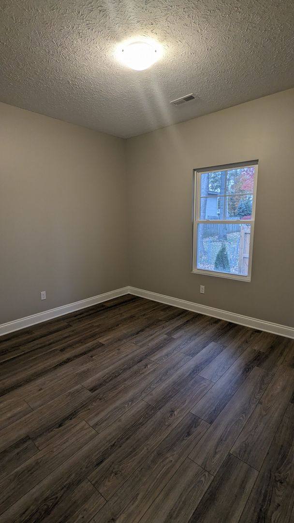House for rent at 638 Treadyway Blvd, Sheffield Lake, OH 44054