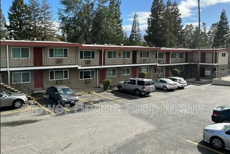 Apartment for rent at 10612 Fair Oaks Blvd #20, Fair Oaks, CA 95628