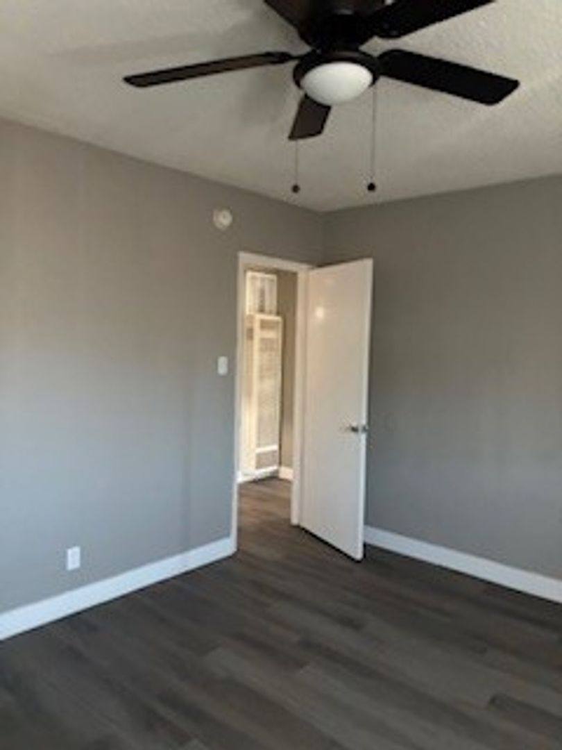 Apartment for rent at 4046-4052 Coco Ave, Los Angeles, CA 90008
