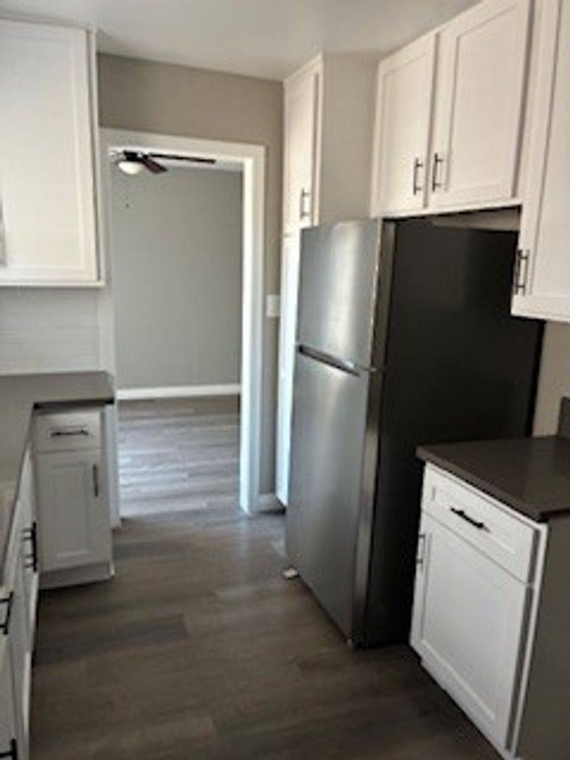 Apartment for rent at 4046-4052 Coco Ave, Los Angeles, CA 90008