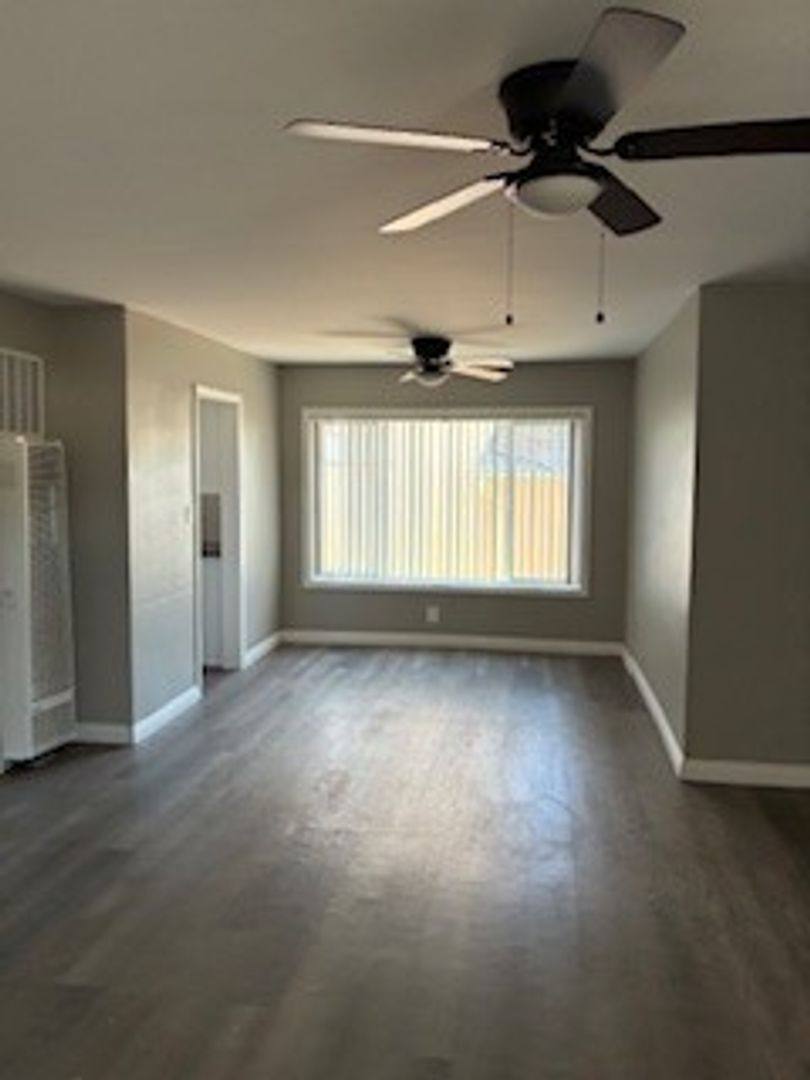 Apartment for rent at 4046-4052 Coco Ave, Los Angeles, CA 90008