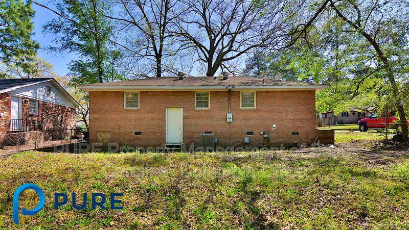 House for rent at 125 Charleswood Dr, Columbia, SC 29223