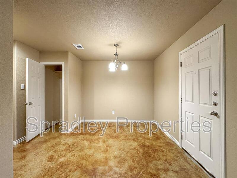 Townhouse for rent at 1044A Edwards Dr, Belton, TX 76513