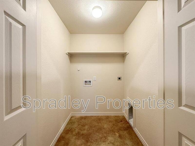 Townhouse for rent at 1044A Edwards Dr, Belton, TX 76513