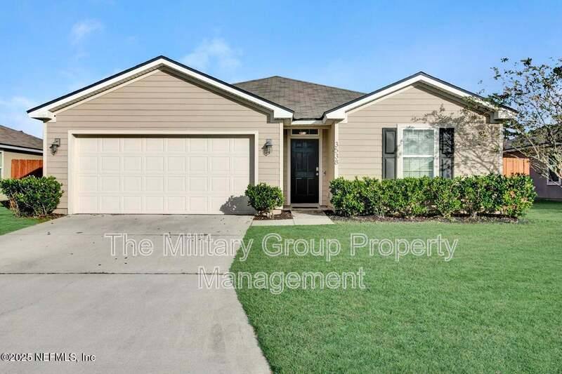 House for rent at 3538 Martin Lakes Dr, Green Cove Springs, FL 32043
