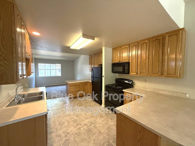 Apartment for rent at 390 Ash St #4, Chico, CA 95928