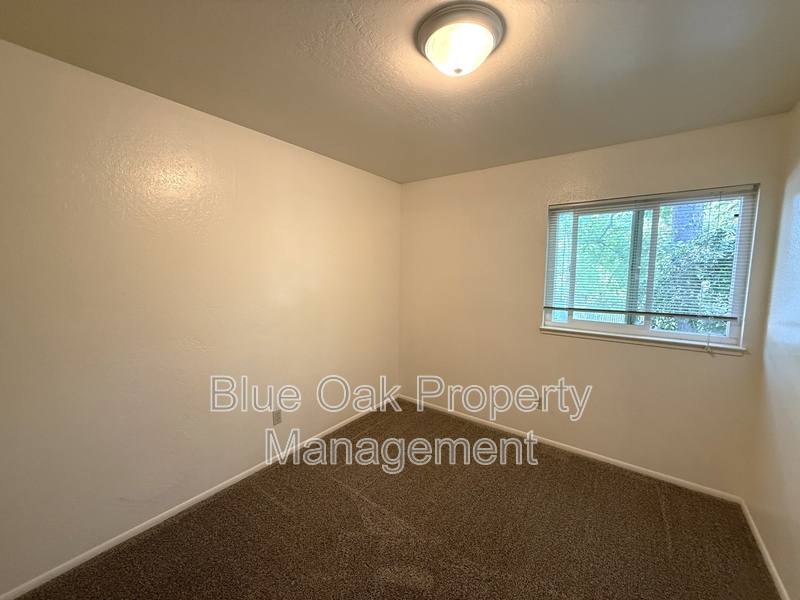 Apartment for rent at 390 Ash St #4, Chico, CA 95928